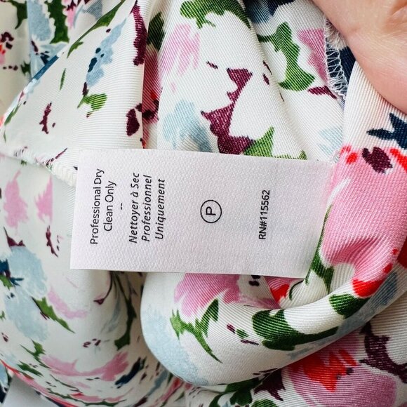 Cinq a sept Rou floral print wrap top , multi color, Size M - Picture 11 of 11